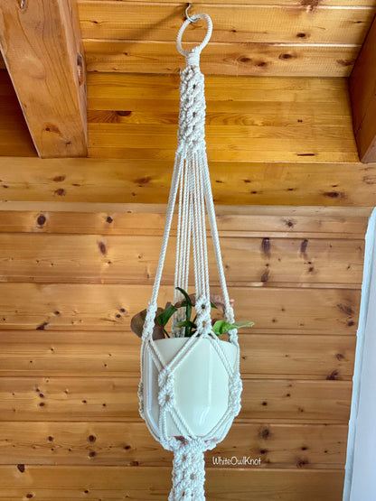 4 Makramee-Pflanzenampel DIY Anleitungen - Verwandeln Sie Terrasse und Balkon mit eklektischer Dekoration. Sofortige digitale Downloads. Geschenkidee für Pflanzenliebhaber