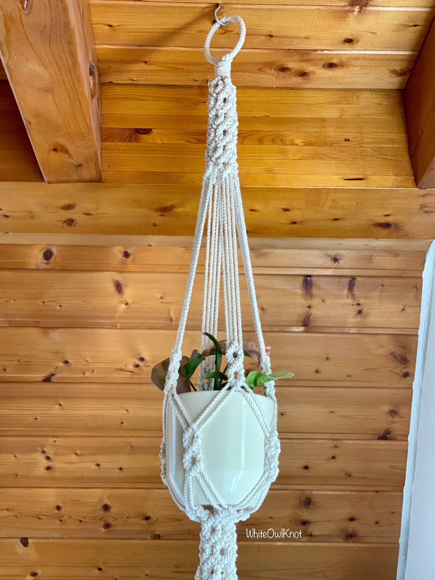 Macrame Plant Hanger Pattern, Plant Lover Gift Idea