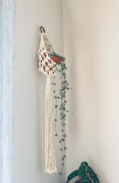 Macrame Plant Hanger Pattern PDF with Nest-Style Basket Design