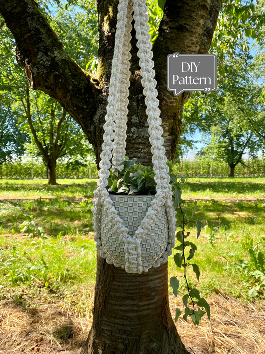 Without Tassel on Bottom Macrame Plant Hanger Pattern